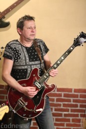 Foto: Gitarový večer - Jozef Engerer, René Lacko a hostia 20