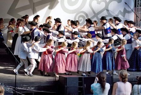 Foto: Hornonitrianske folklórne slávnosti 2016 42