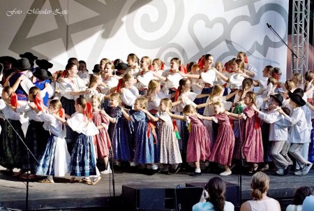 Foto: Hornonitrianske folklórne slávnosti 2016 43