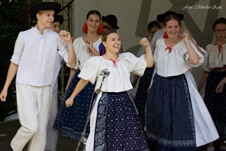 Foto: Hornonitrianske folklórne slávnosti 2016 46