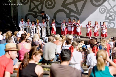 Foto: Hornonitrianske folklórne slávnosti 2016 90