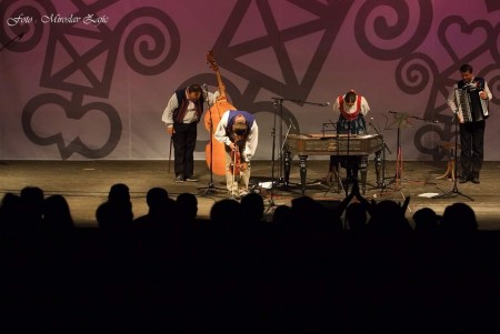 Foto: Hornonitrianske folklórne slávnosti 2016 108