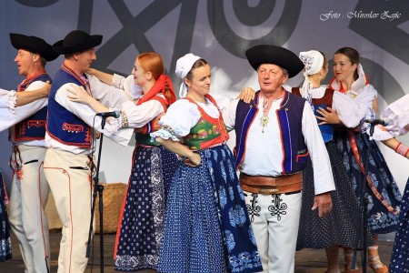 Foto: Hornonitrianske folklórne slávnosti 2016 109