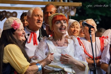 Foto: Hornonitrianske folklórne slávnosti 2016 132