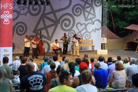 Foto: Hornonitrianske folklórne slávnosti 2016 172