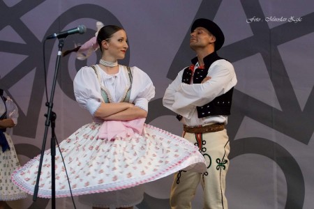 Foto: Hornonitrianske folklórne slávnosti 2016 177