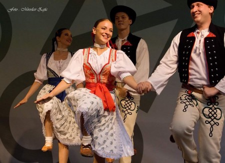 Foto: Hornonitrianske folklórne slávnosti 2016 182