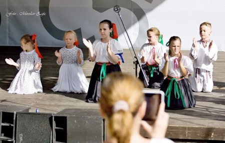 Foto: Hornonitrianske folklórne slávnosti 2016 270