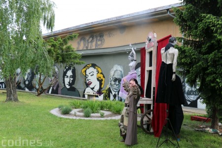 Foto: Street ARTcity odhalenie portrétov umelcov na stene kina Baník a DIVADLO NA VYSOKEJ NOHE 6