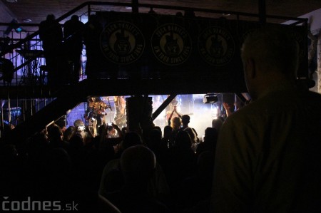 Foto a video: Kiss Forever Band - Piano club Prievidza 13