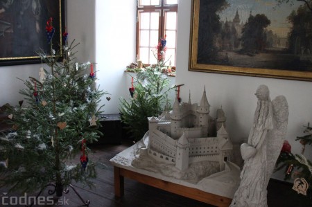 Foto: Vianočná výzdoba Bojnického zámku v rámci podujatia Vianoce na Bojnickom zámku 2014 3