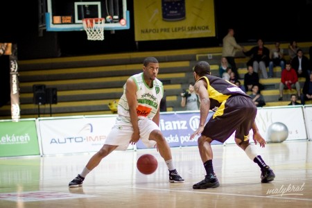 Foto: BK Inter Incheba Bratislava - BC Prievidza 87:83 4