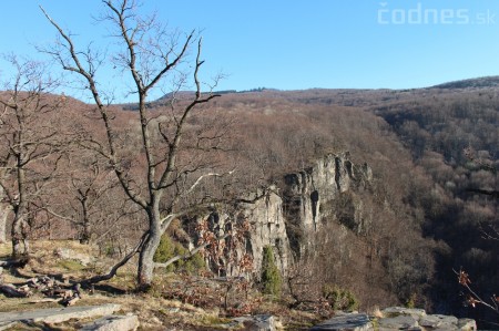 Foto a video: Lezecká oblasť Hrádok - nenechajme si zničiť prírodné bohatstvo 60