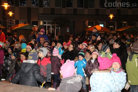 Foto a video: Mikuláš a rozsvietenie vianočného stromčeka 14