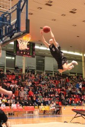 Foto a video: BC Prievidza - BK Inter Incheba Bratislava 70:78 56