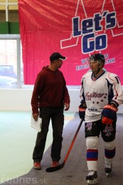 Foto a video: Exibičný hokejový zápas MšHK Bulldogs Prievidza a hviezdy NHL a Slovenska 90