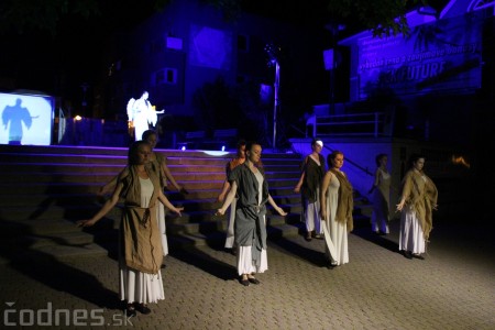 Foto: OD POČIATKU - PREMIÉRA 27