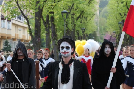 Fotogaléria: Strašidelný sprievod - Medzinárodný festival duchov a strašidiel 2013 7