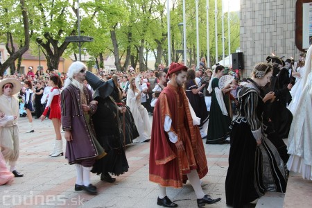 Fotogaléria: Strašidelný sprievod - Medzinárodný festival duchov a strašidiel 2013 46