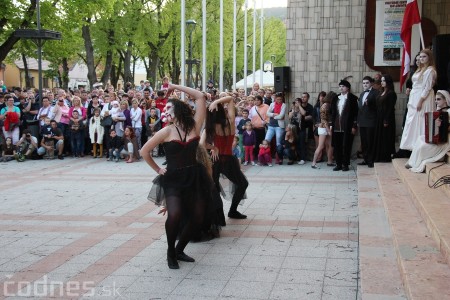 Fotogaléria: Strašidelný sprievod - Medzinárodný festival duchov a strašidiel 2013 65