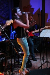 Foto a video: Ivana Regešová & MyAir Band vs. GAPA & MEČIAR Blues Connection 13