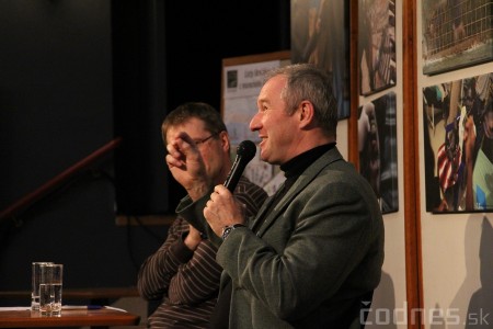 Foto a video: Mons. Róbert Bezák na festivale Jeden svet 2013 9