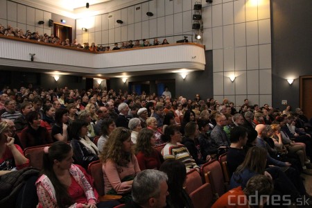 Foto a video: Mons. Róbert Bezák na festivale Jeden svet 2013 15