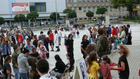 Zombie Walk Prievidza - 4. ročník - 21.7.2012 - foto a video 25