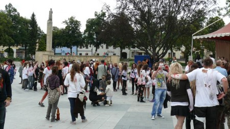 Zombie Walk Prievidza - 4. ročník - 21.7.2012 - foto a video 26