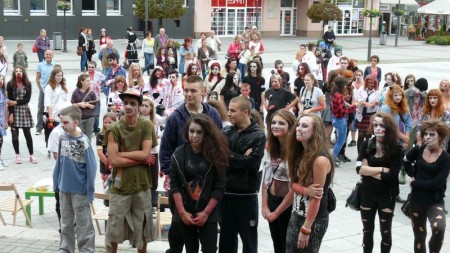 Zombie Walk Prievidza - 4. ročník - 21.7.2012 - foto a video 35