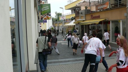 Zombie Walk Prievidza - 4. ročník - 21.7.2012 - foto a video 43