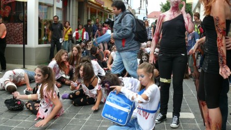 Zombie Walk Prievidza - 4. ročník - 21.7.2012 - foto a video 52