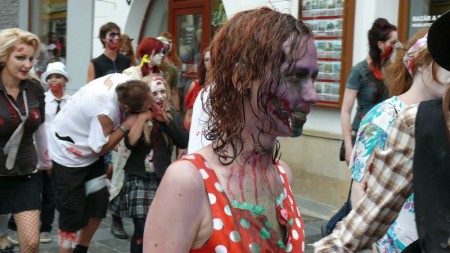 Zombie Walk Prievidza - 4. ročník - 21.7.2012 - foto a video 57