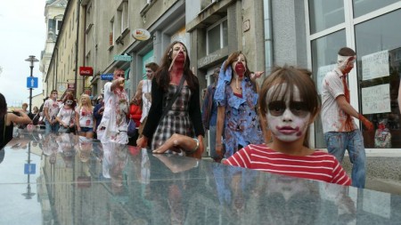 Zombie Walk Prievidza - 4. ročník - 21.7.2012 - foto a video 75