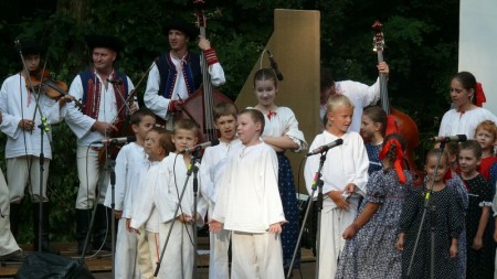 Foto: Hornonitrianske folklórne slávnosti 2012 5