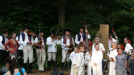 Foto: Hornonitrianske folklórne slávnosti 2012 6