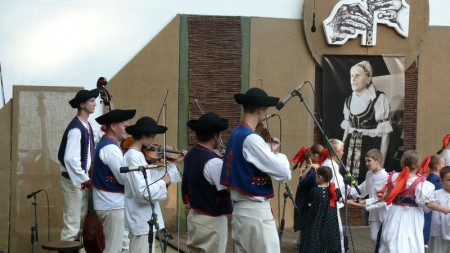 Foto: Hornonitrianske folklórne slávnosti 2012 22