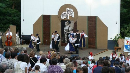 Foto: Hornonitrianske folklórne slávnosti 2012 34