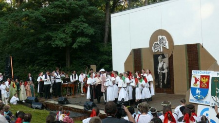 Foto: Hornonitrianske folklórne slávnosti 2012 41