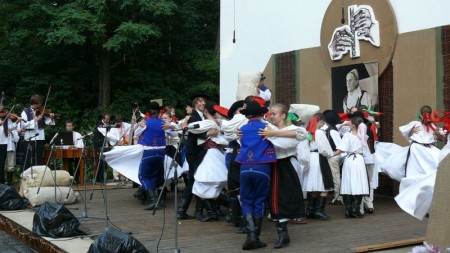 Foto: Hornonitrianske folklórne slávnosti 2012 49