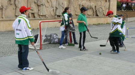 Deň detí 2012 a autogramiáda Andreja Sekeru 110