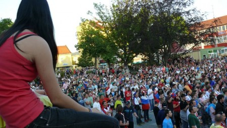 Video a foto: Atmosféra Prievidza námestie hokej - Slovensko - Rusko 2:6. Slováci ukončili šampionát snov striebrom 42