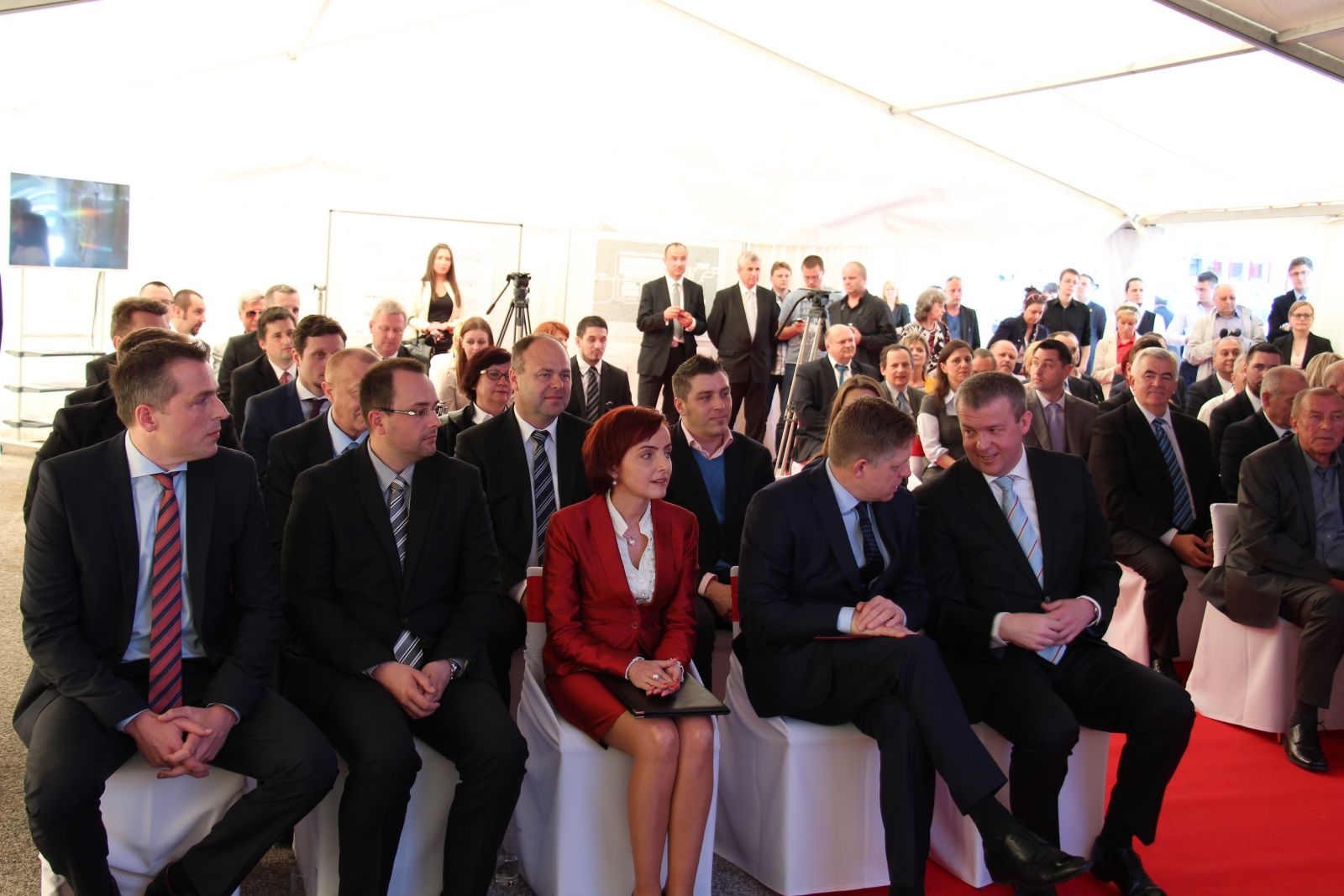 Video: Dnes Prievidza slávnostne privítala nového investora Brose aj za účasti Roberta Fica