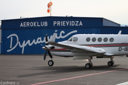 Foto a video: Prievidza má od dnes oficiálne otvorené zmodernizované letisko za 3,1 milióna eur 6