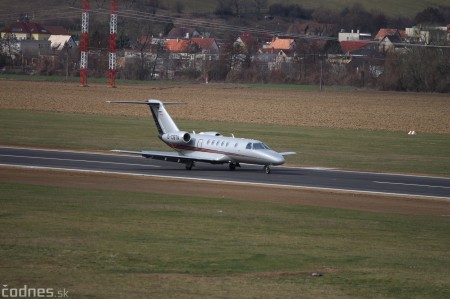 Foto a video: Prievidza má od dnes oficiálne otvorené zmodernizované letisko za 3,1 milióna eur 13