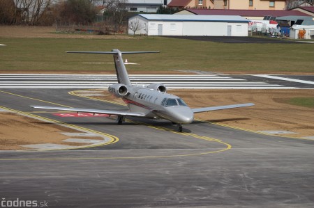 Foto a video: Prievidza má od dnes oficiálne otvorené zmodernizované letisko za 3,1 milióna eur 16