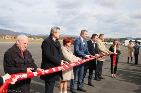 Foto a video: Prievidza má od dnes oficiálne otvorené zmodernizované letisko za 3,1 milióna eur 24