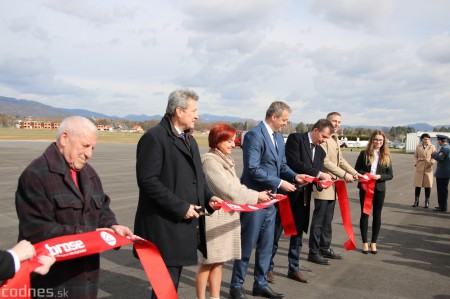 Foto a video: Prievidza má od dnes oficiálne otvorené zmodernizované letisko za 3,1 milióna eur 25