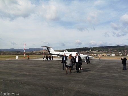 Foto a video: Prievidza má od dnes oficiálne otvorené zmodernizované letisko za 3,1 milióna eur 41