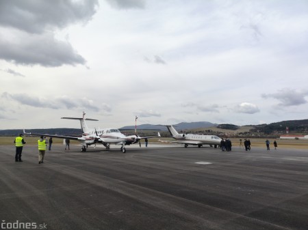 Foto a video: Prievidza má od dnes oficiálne otvorené zmodernizované letisko za 3,1 milióna eur 43